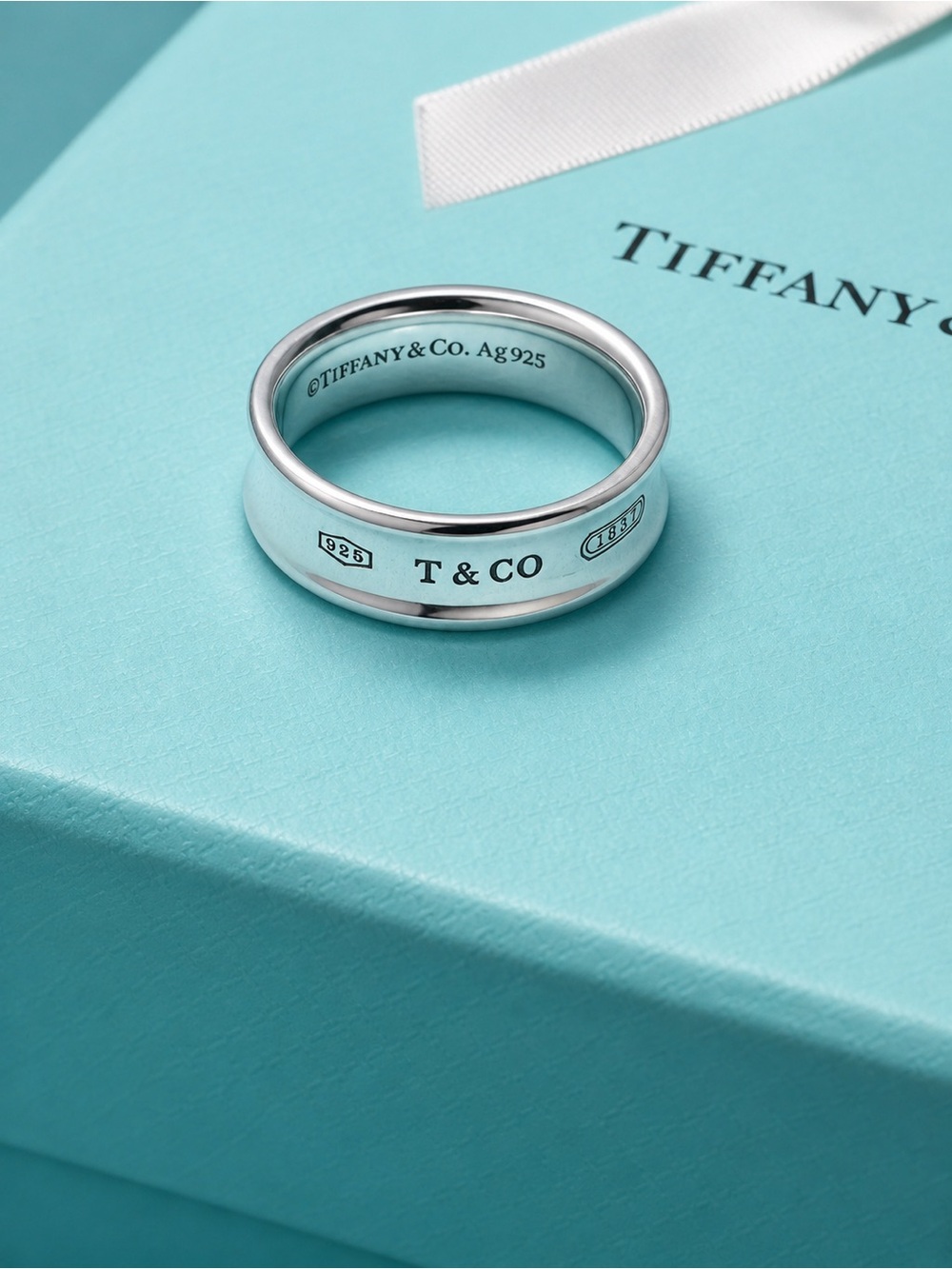 Authentic Tiffany & Co Sterling Silver Ring Size 10